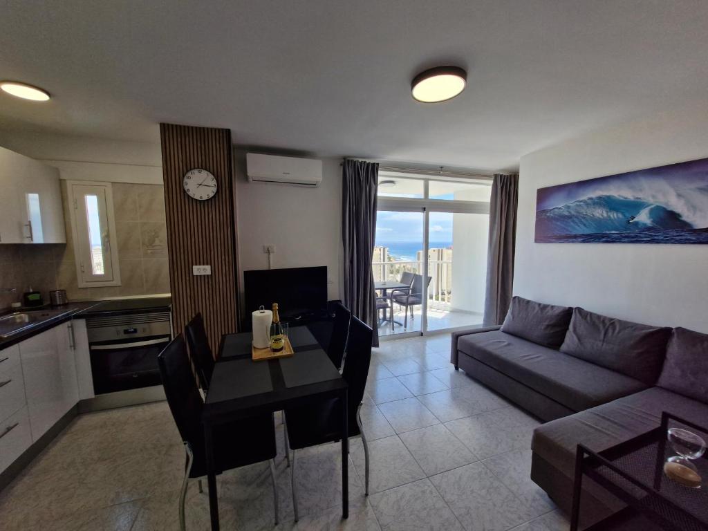 Premier View Las Americas, Arona