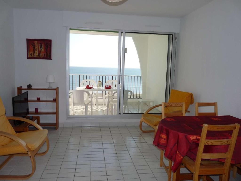 Studio Cabine Spacieux avec Parking et Vue - FR-1-328-214 - 4
