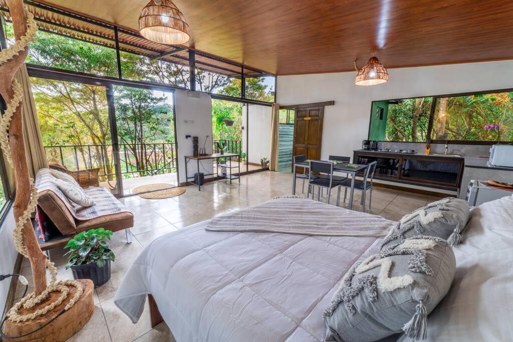 Casa Shulë, Monteverde Costa Rica