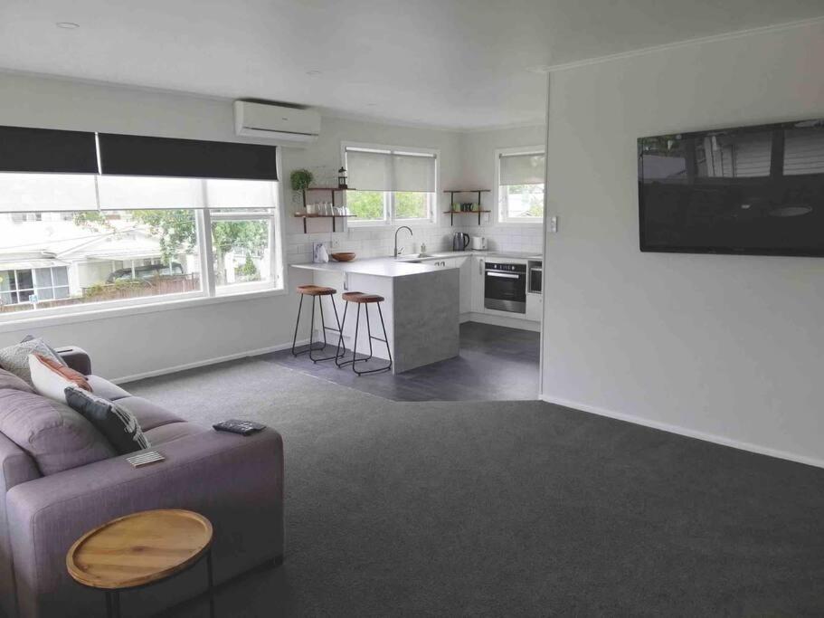 Centrally located and recently renovated, Hamilton