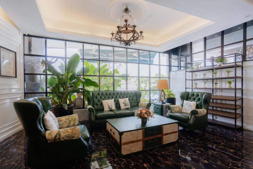 Midori Concept Hotel