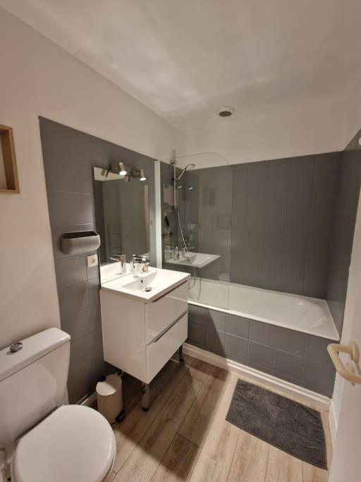 Appartement à 100m Plage des Minimes avec internet - 4