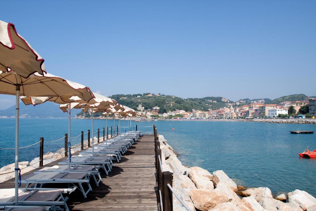 Hotel San Terenzo photo