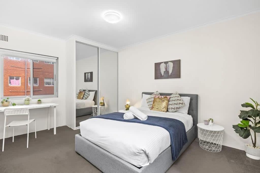 Modern Apt - Free Parking - Near Shop&UNSW&Station, Sydney