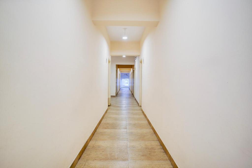 フロント・ロビー