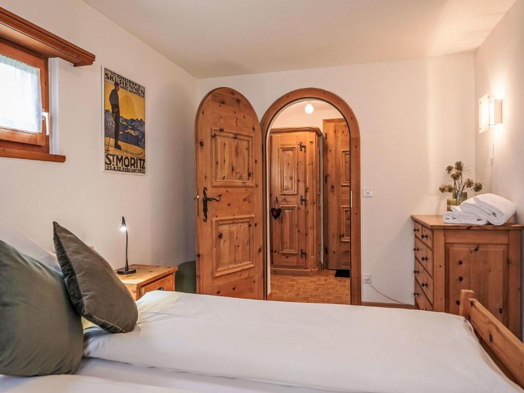 Apartment Chesa Mezzaun by Interhome - 3