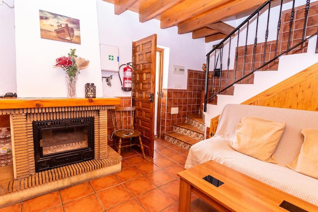 Cozy cottage in Nerja , Malaga. Private pool. WIFI - 5