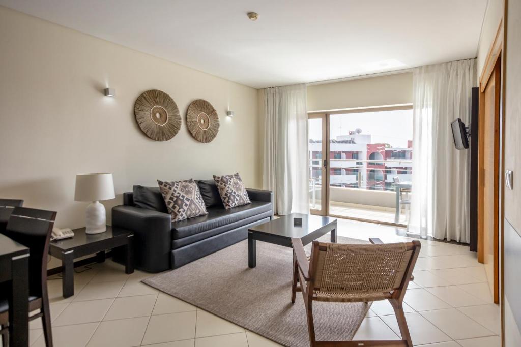 Areias Village Beach Suite Hotel — Hotel rooms in Albufeira, Faro