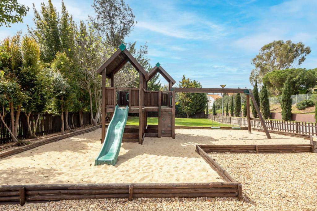 Areias Village Beach Suite Hotel — Attractions for children in Albufeira, Faro