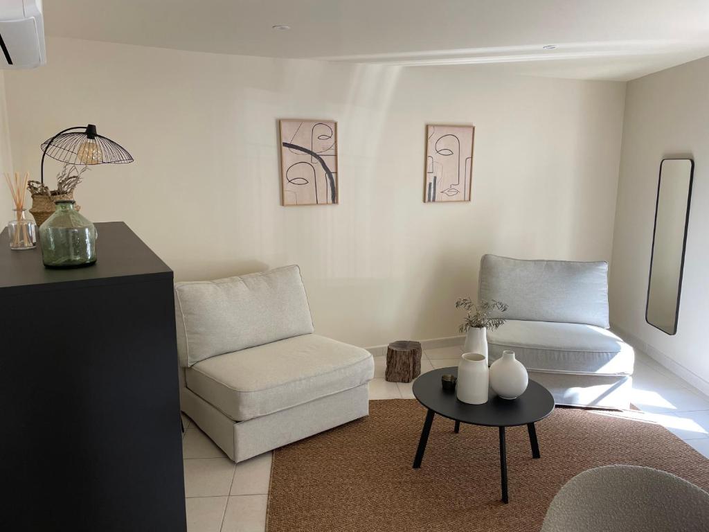 UN DOUX MOMENT, Pernes-les-Fontaines