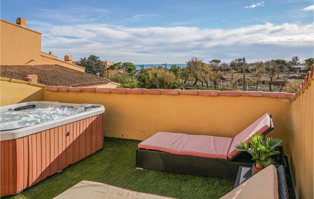 Lovely Home In Agde With Wifi, Cap d'Agde