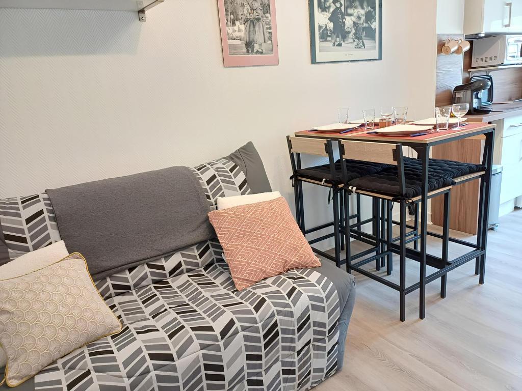 Jacobin-centre ville-paisible-2 couchages - 2