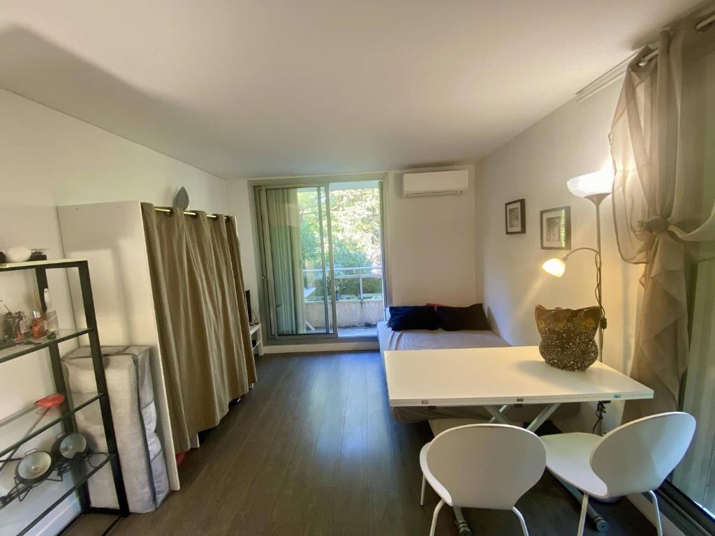 Nice ouest-Cosy Studio, Clim Wifi - 5