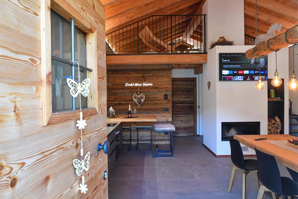 Chalet Cirmolo - Chalet Maso Vecchio immerso nell'Altopiano del Tesino, Trentino, Castello Tesino