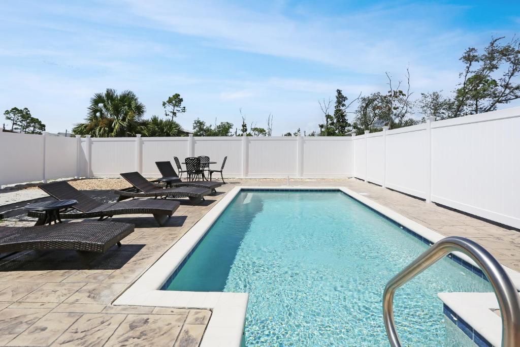 Salty Breeze by Pristine Property Vacation Rentals, Saint Joe Beach