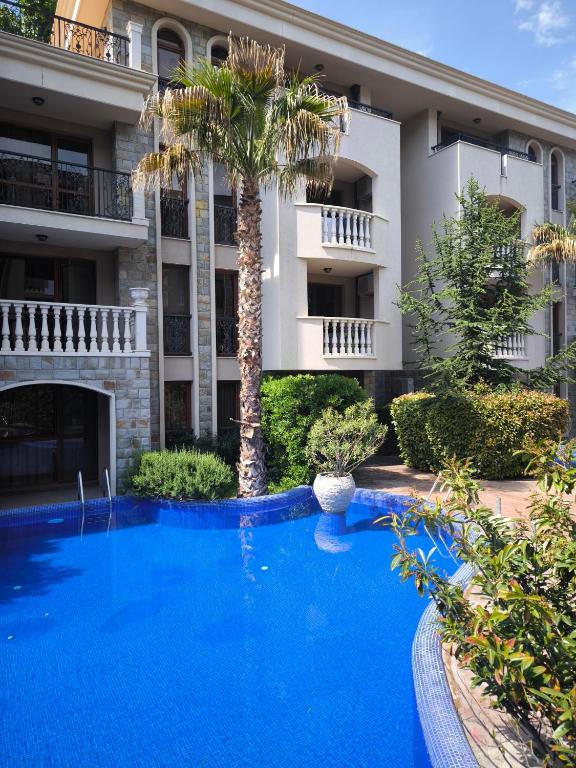 Cascadas, Studio apartment with a pool view, Slunečné pobřeží