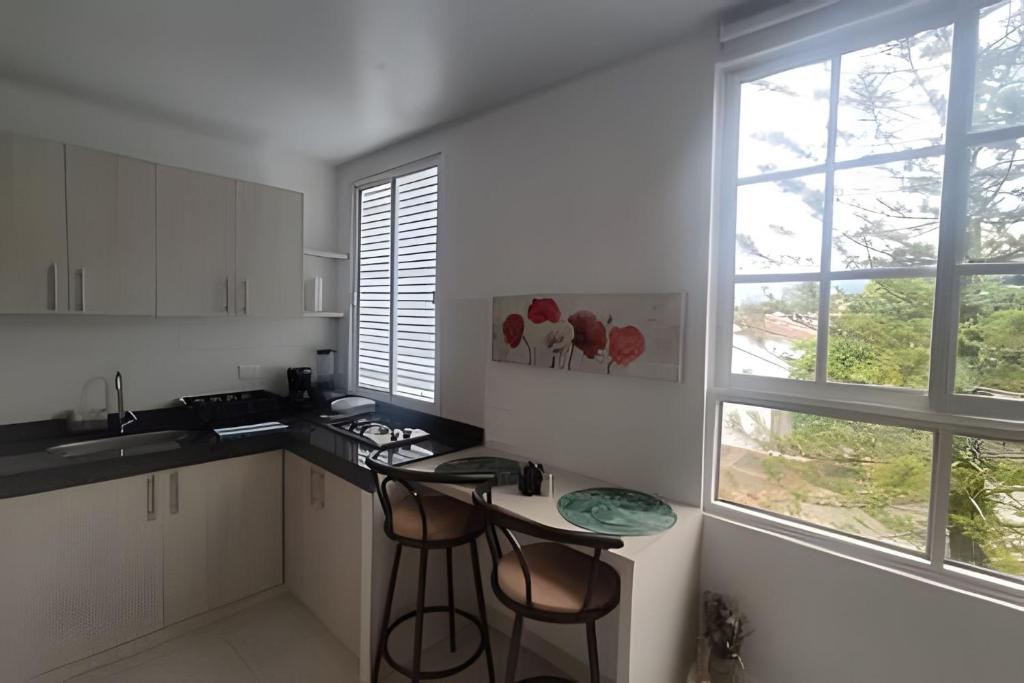 Amplios Apartamentos San Fernando Cerca a Centros Médicos - 1