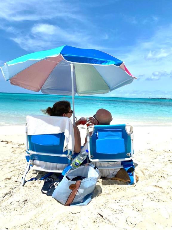 Studio, 100 feet from the beach, Nassau