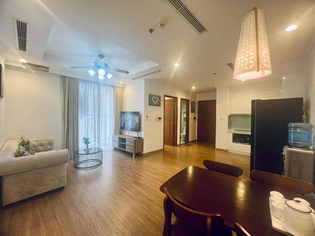 BOM HOMES- VINHOMES TIMES CITY- 1BR- COZY APt