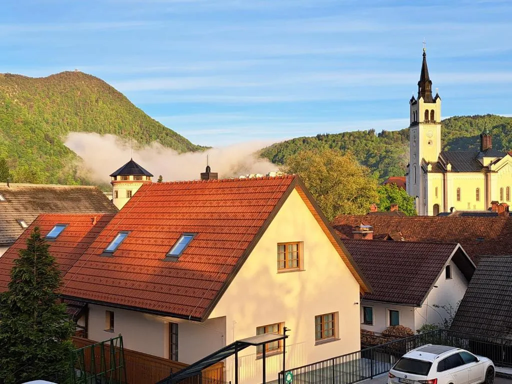 Boutique Hotel Vila Loka, hotel di Škofja Loka