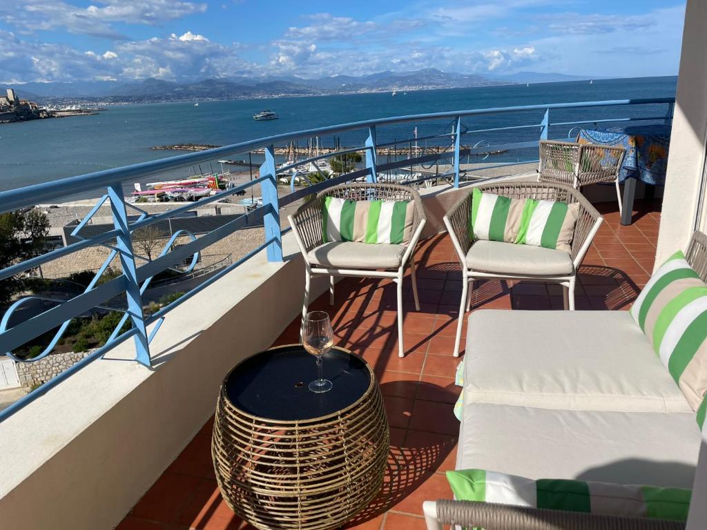 Great Apartment with amazing SEA view at Cap d'Antibes - 4