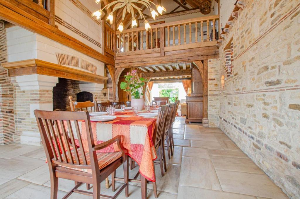 Terre d'ames, Montreuil-sur-Barse