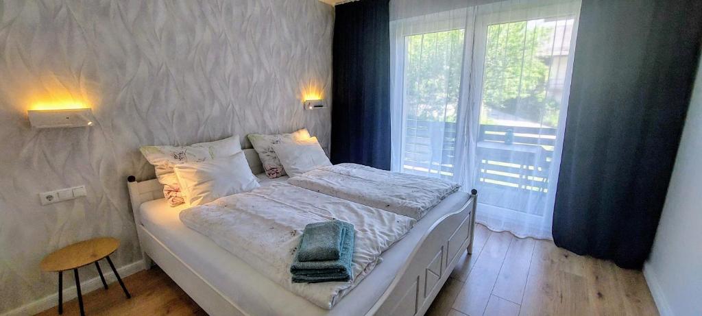 Hillside Rooms - 3