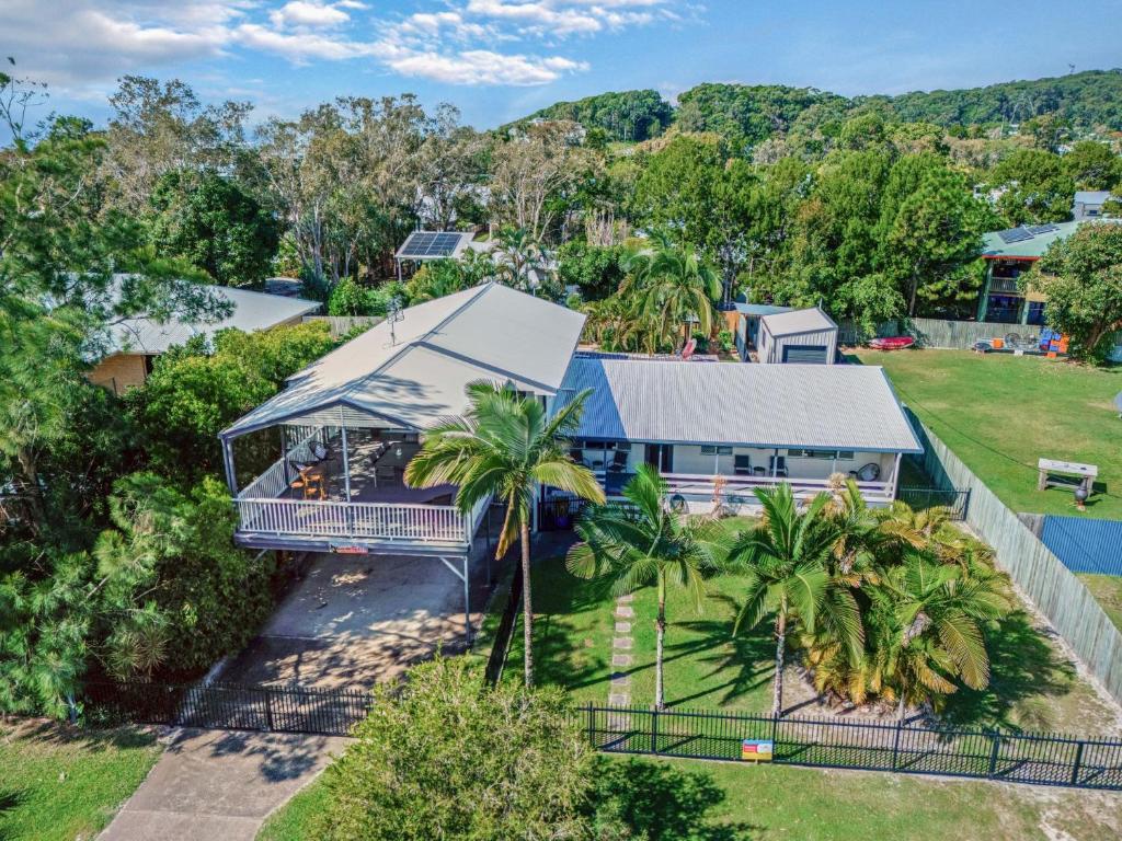 Dunworkin Rainbow Beach, Rainbow Beach