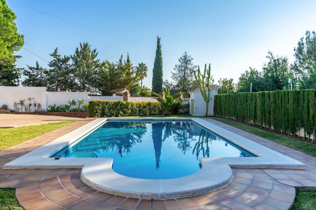 Stunning villa with pool by Costarentals - Ref 41 - 2
