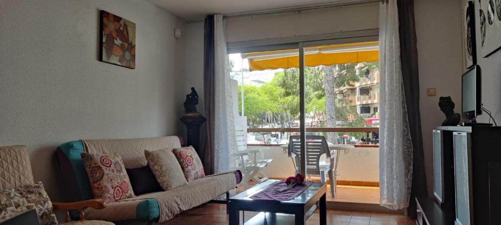 LLUM SALOU APARTMENT - 2