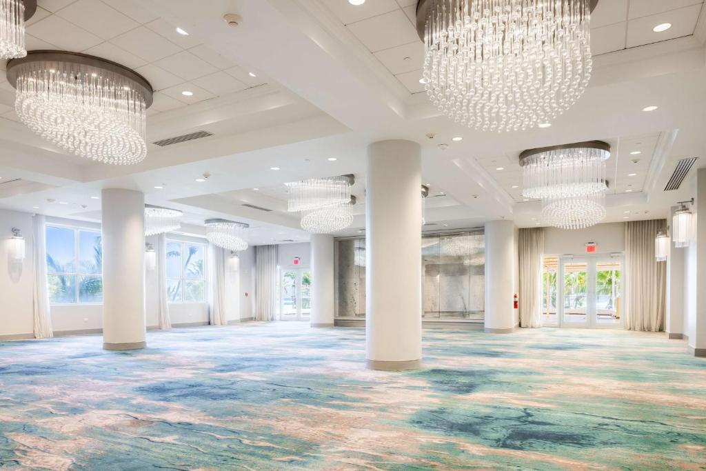 Tárgyalóterem/bálterem