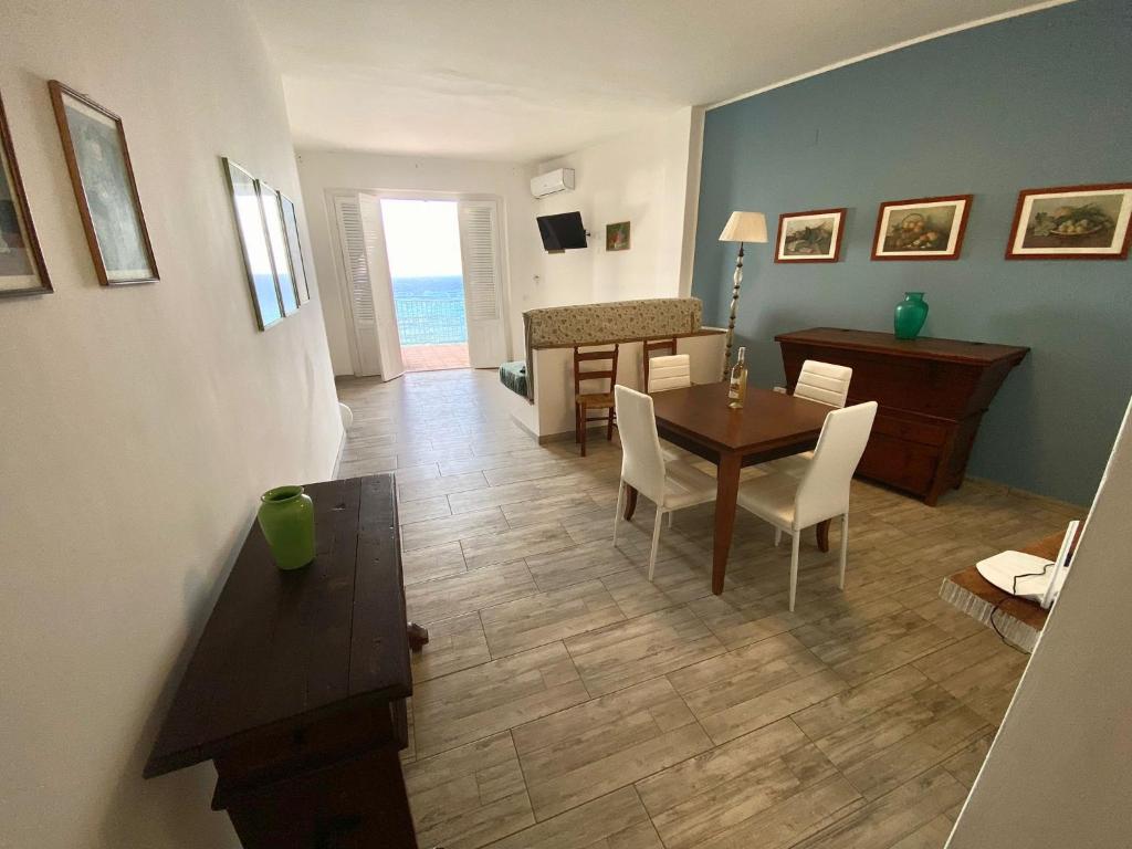Marchisa Apartments - 1