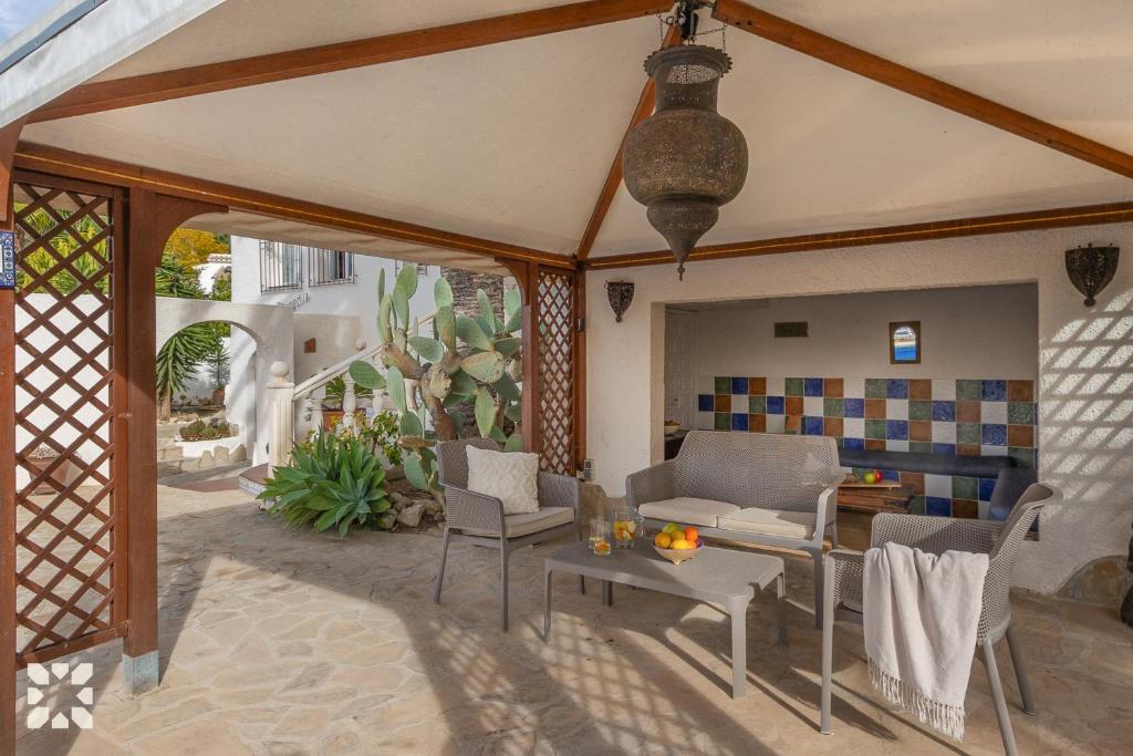 Villa Mariposa by Abahana Villas - 3