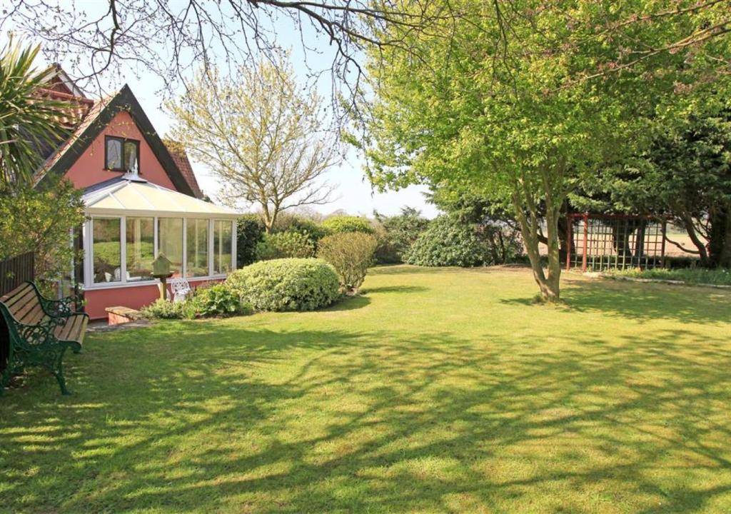 The Cottage, Frostenden