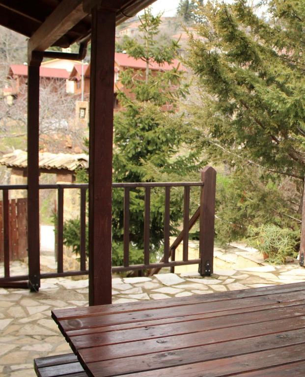 Εν Αρχη - En Arhi photo