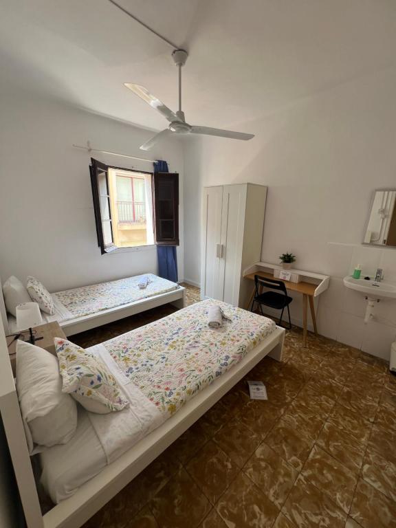 YOUTH HOSTEL - Central and Basic Drassanes - 4