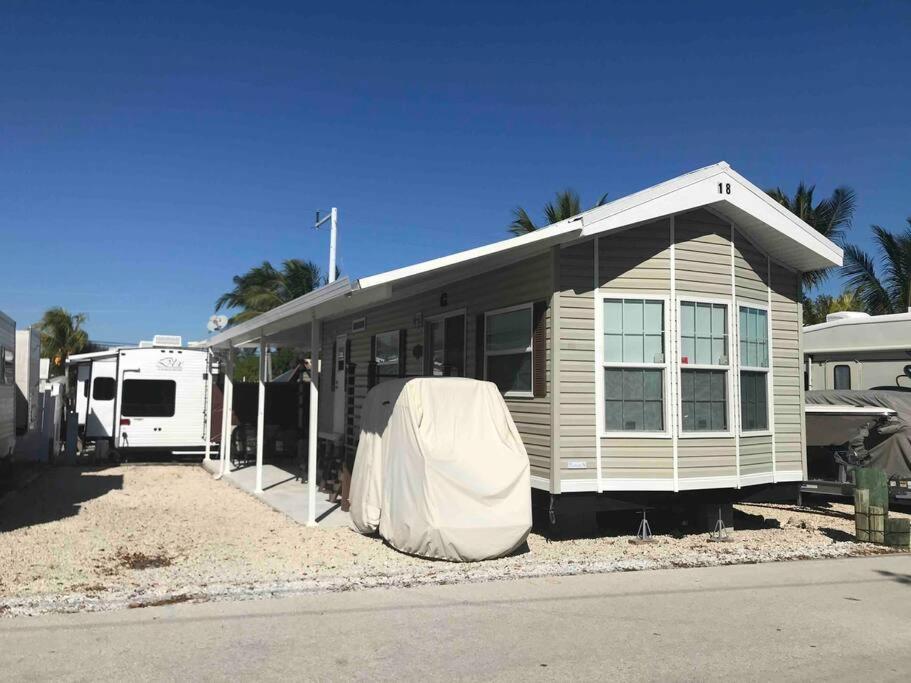 Little slice of heaven right in key largo, Key Largo