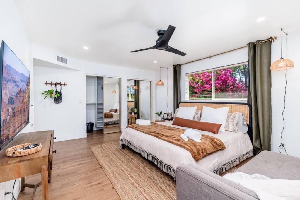 Sunshine, Paradise Escape! Private Pool, Sleeps 12, Phoenix