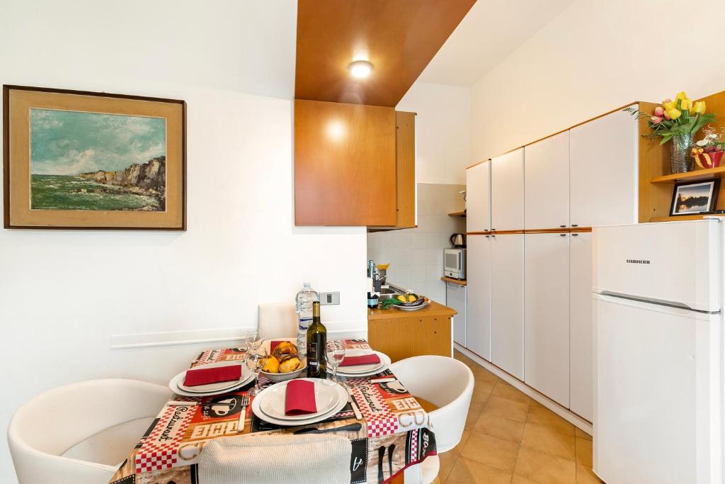 Lake View Historical Center Apartment - Happy Rentals - 3