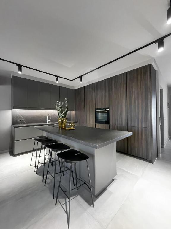 Luxury Beach Villa - 4