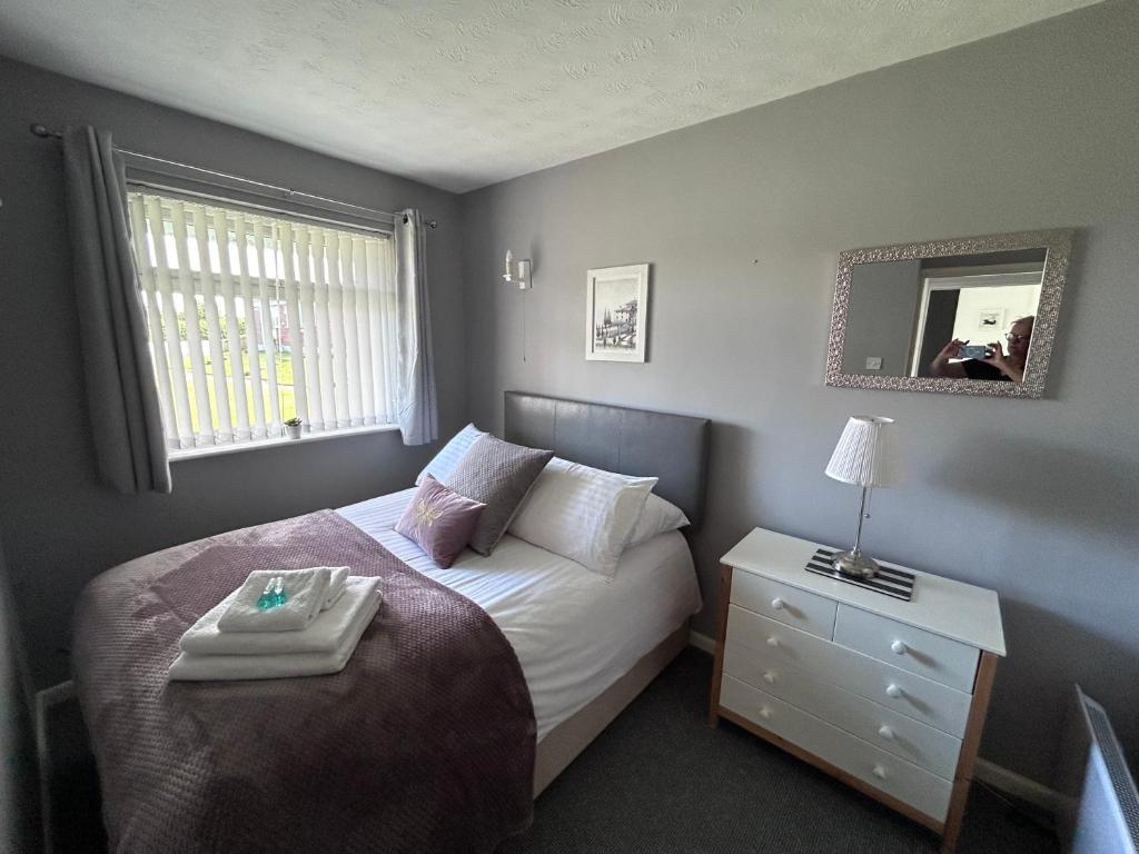 Dog-Friendly Beachside Cottage, Kessingland photo 7