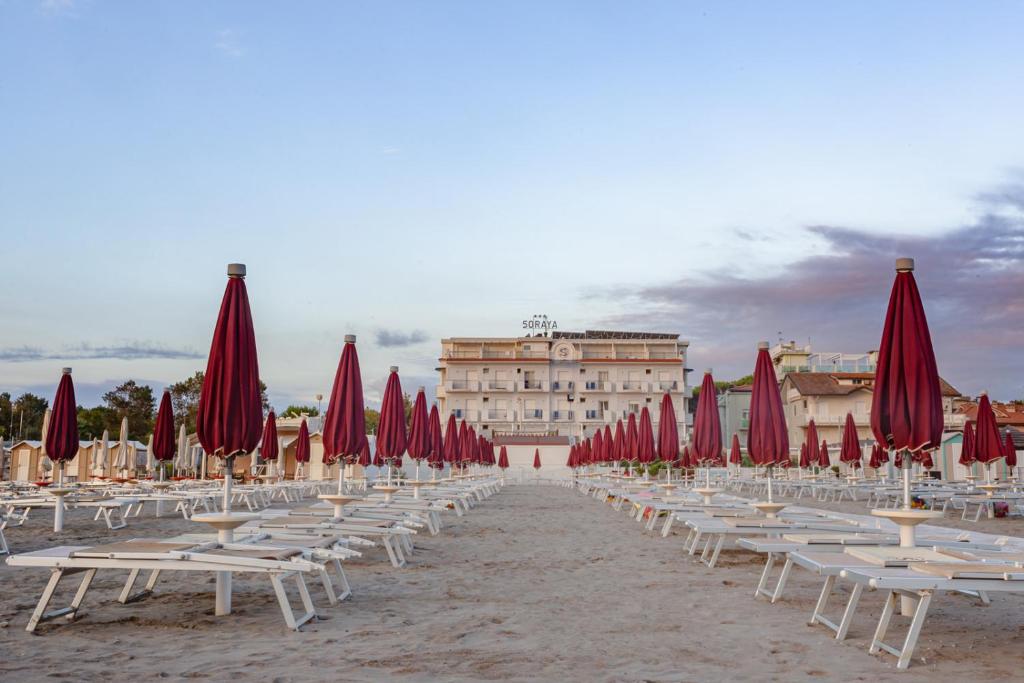 Hotel Soraya - Spiaggia Sawasdee with Beach, Restaurant & Parking - 4