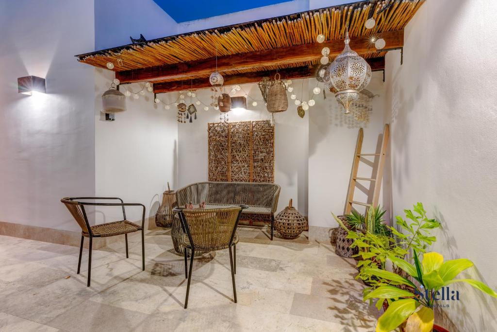 Private Rooftop 1BR Condo with Stunning Common Areas - 5