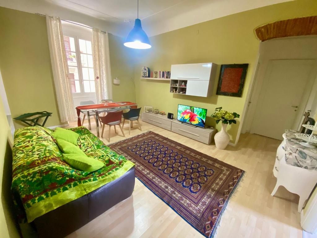 Center House 272, La Spezia