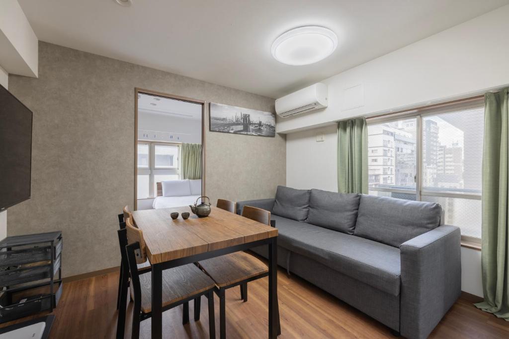 self-check in-5mins walk from shinokubo station free wifi