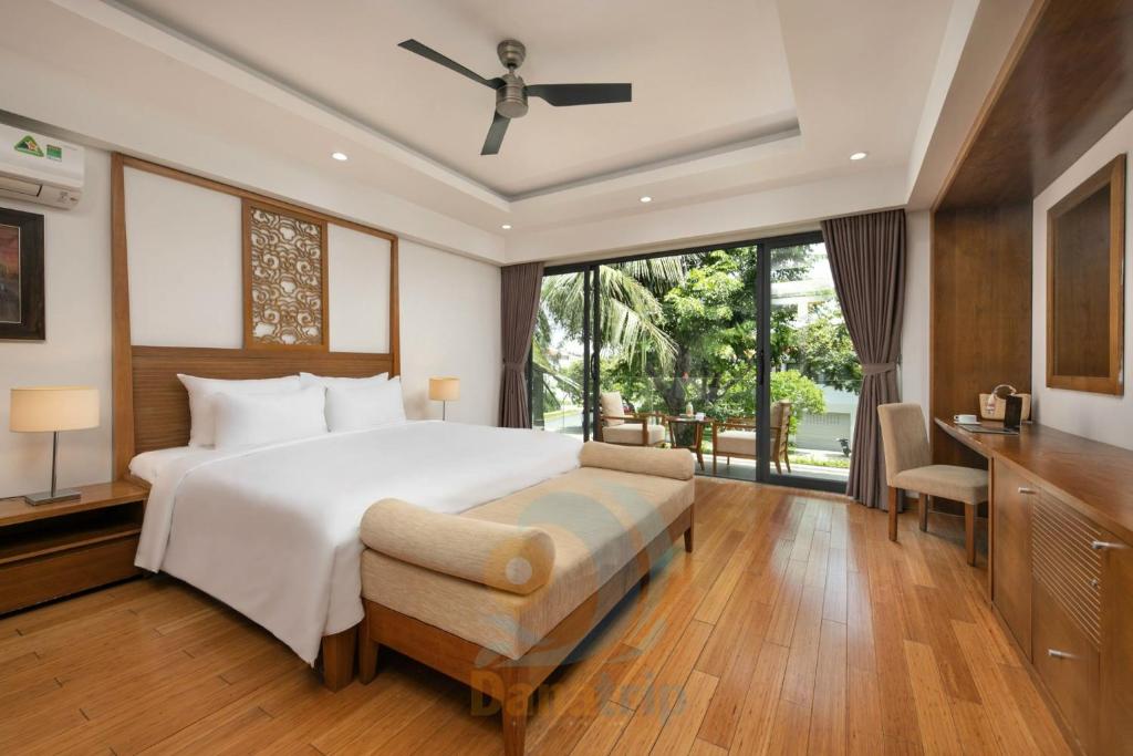 Astana Villa Non Nuoc Beach