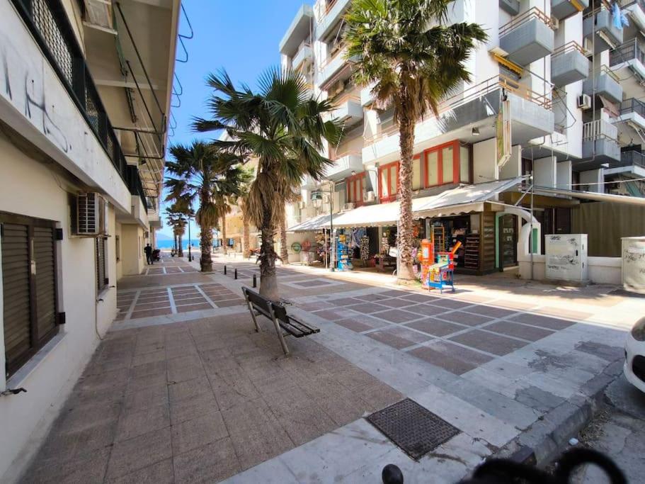 Apartment 50 meters from the beach, Loutraki