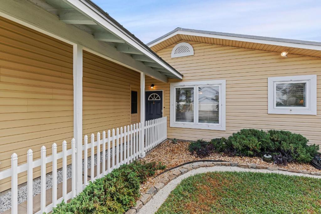 Seaside Hideaway, Port Orange