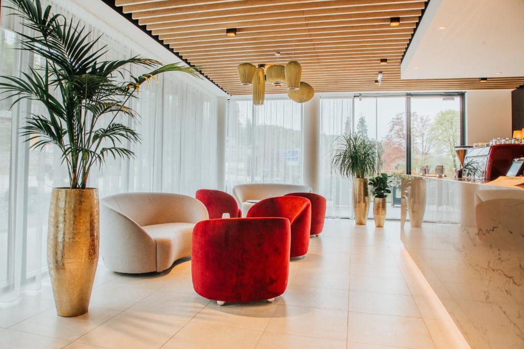 Hotel-Restaurant Das Grambacher I FREE PARKING I SELF CHECK-IN - 5