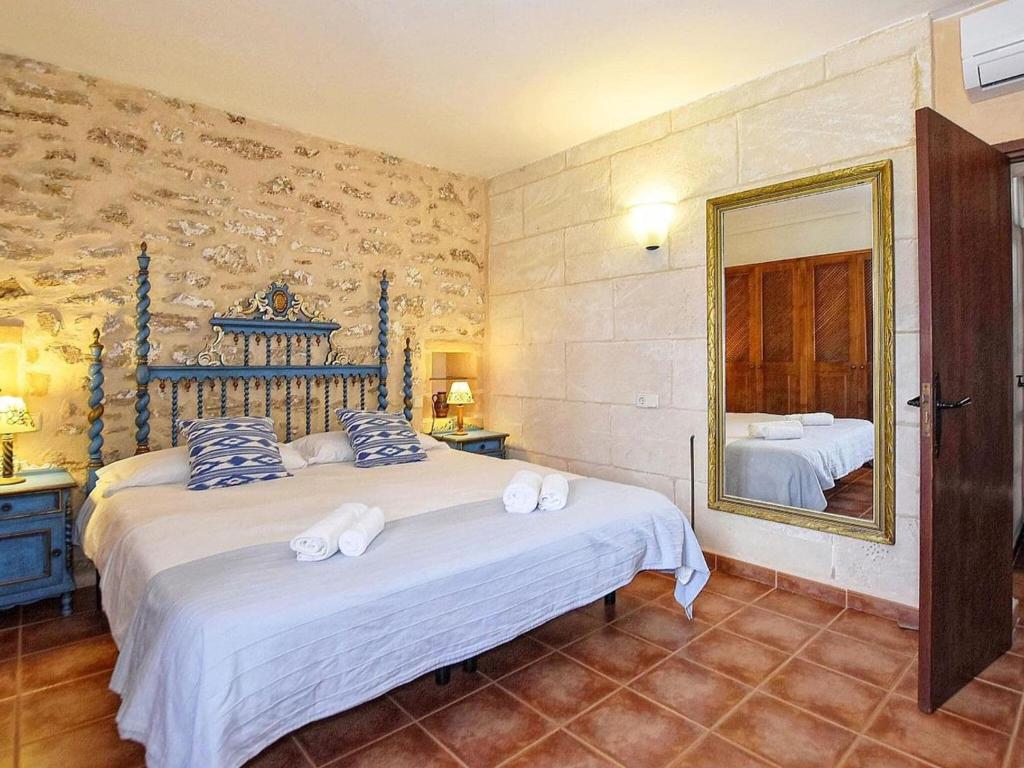 Finca in Alcudia with Pool near Playa MorerVermell - 4